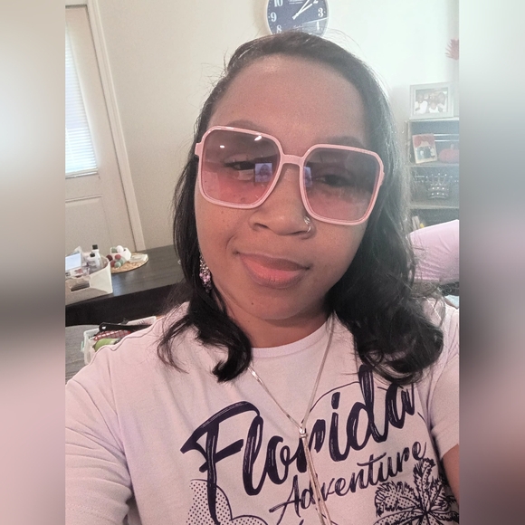 Clear The Hanger-Thon!!! $5 Show - Picture 4 of 5